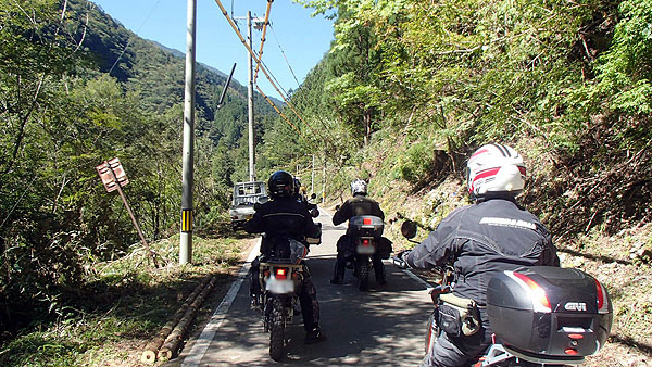 剣山スーパー林道へ